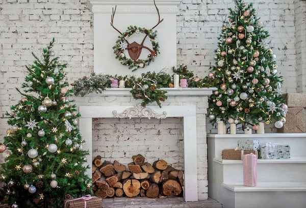 Christmas Tree with Fireplace White Brick Wall Warmful